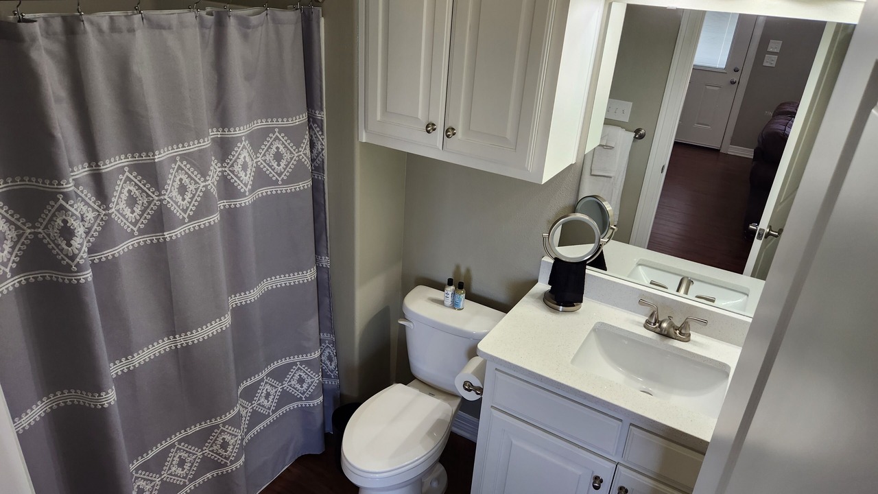 Photo of Bathroom in Ponder