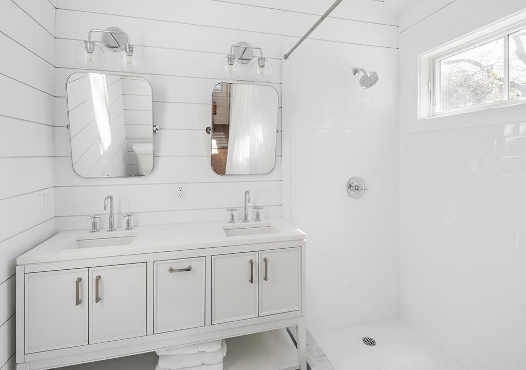 Photo of Bathroom in Edgartown