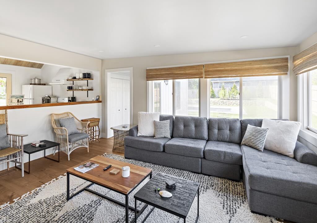 Photo of Livingroom in Edgartown