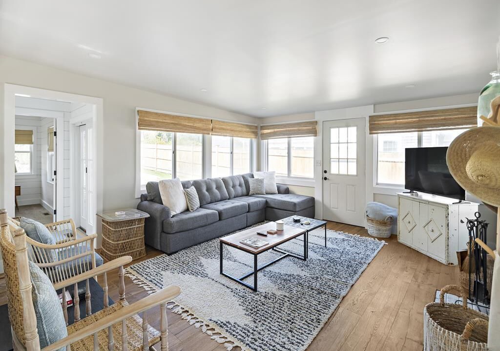 Photo of Livingroom in Edgartown