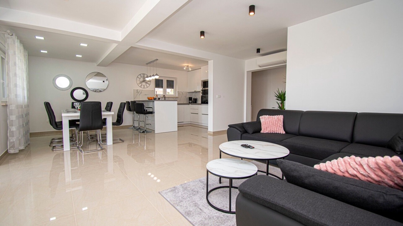 Photo of Livingroom in Skatari