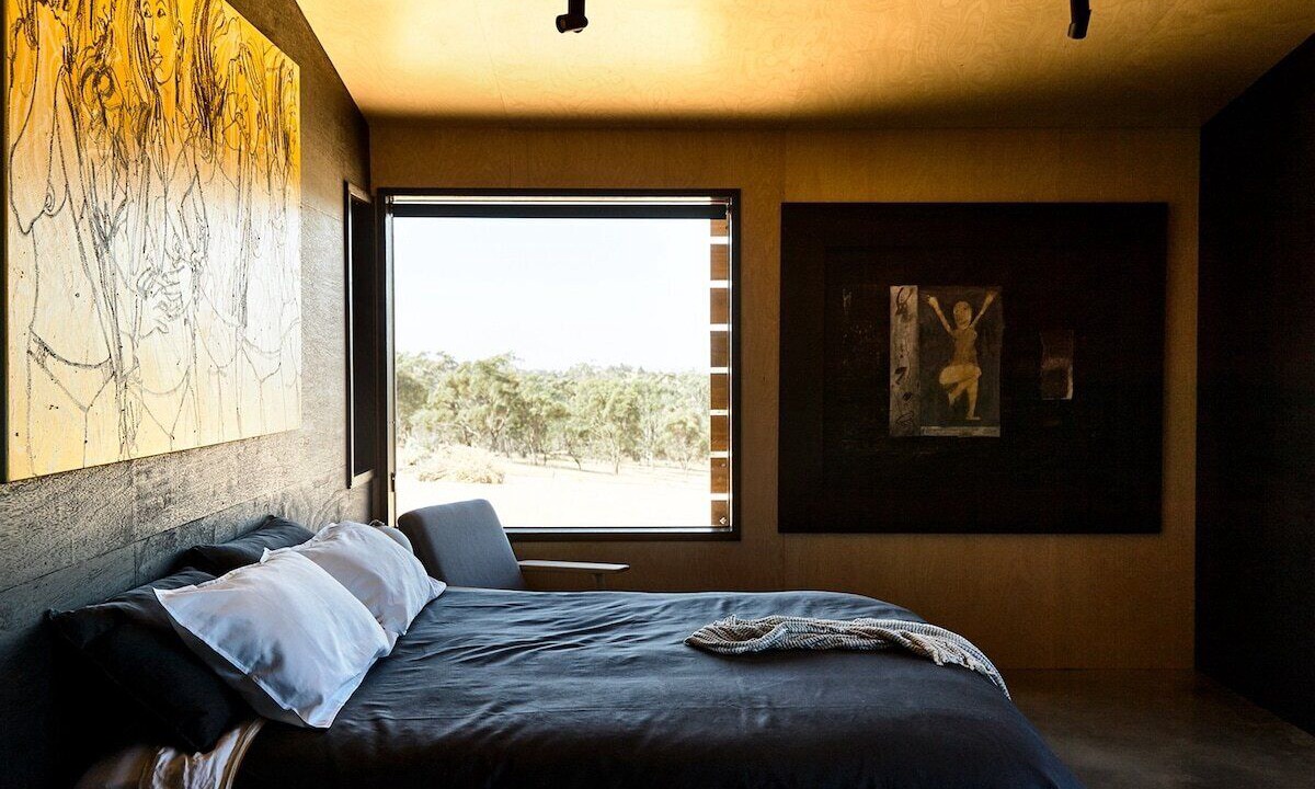 Photo of Bedroom in Metcalfe