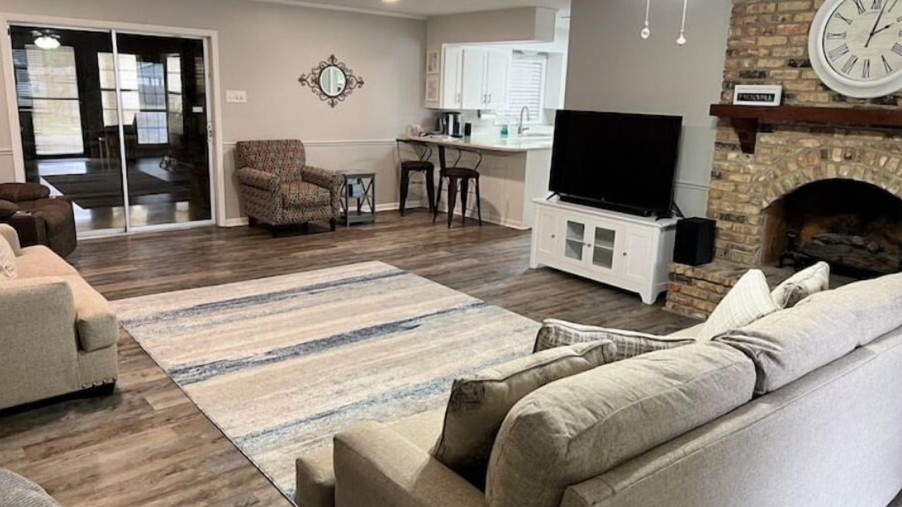 Photo of Livingroom in Scott