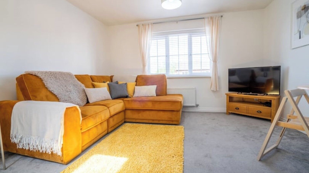 Photo of Livingroom in Ashby Woulds