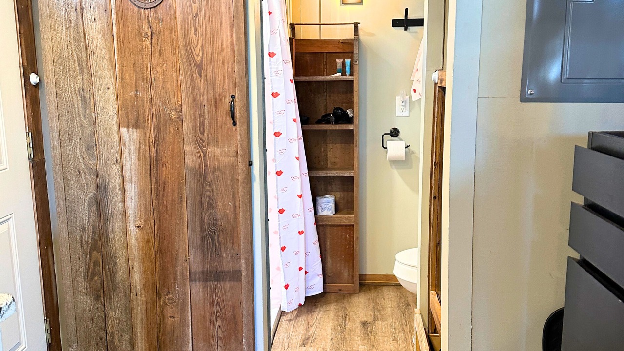 Photo of Bathroom in Hico