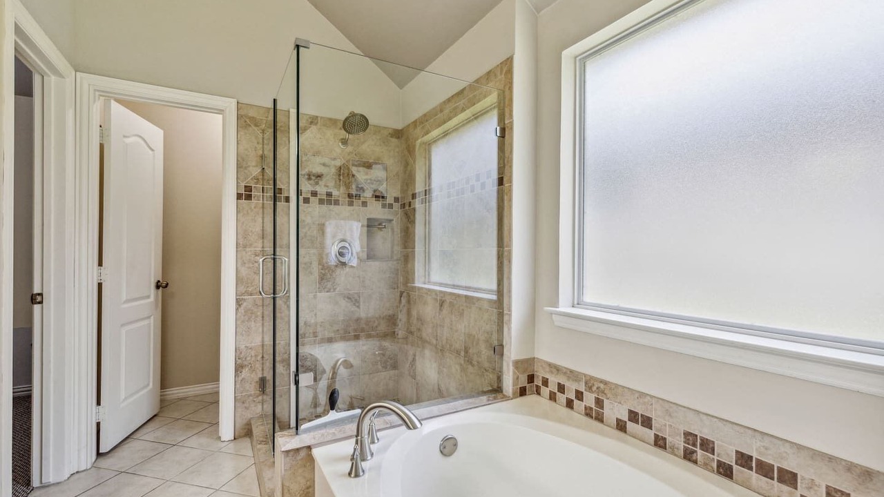 Photo of Bathroom in Rockwall