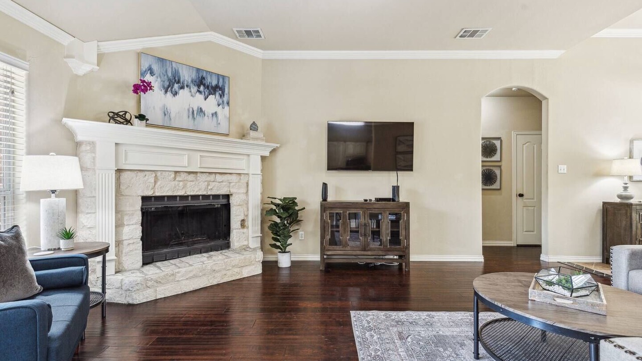 Photo of Livingroom in Rockwall