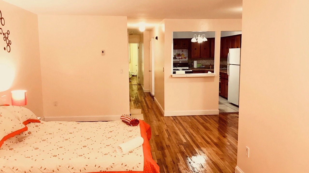 Photo of Bedroom in Queens