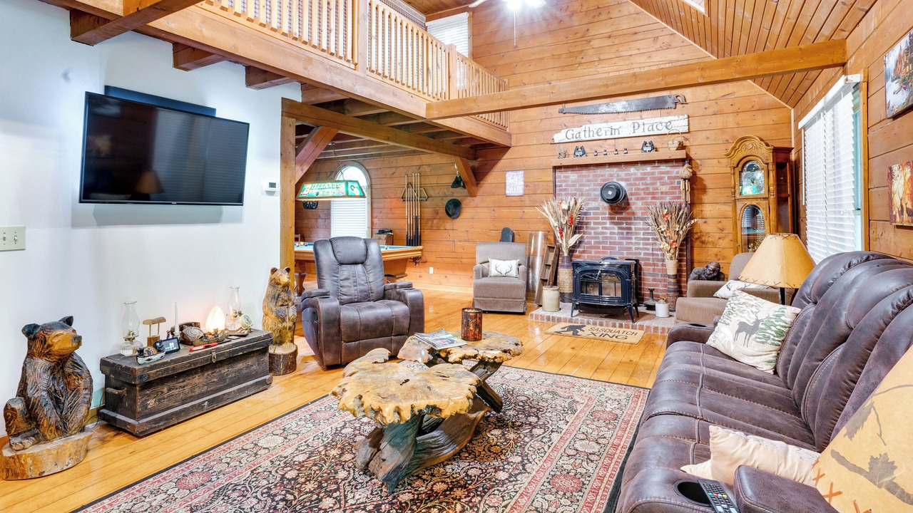 Photo of Livingroom in Tunnelton
