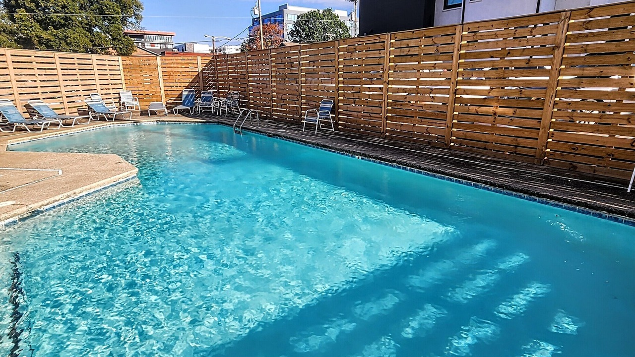 Photo of Outdoor in Music Row