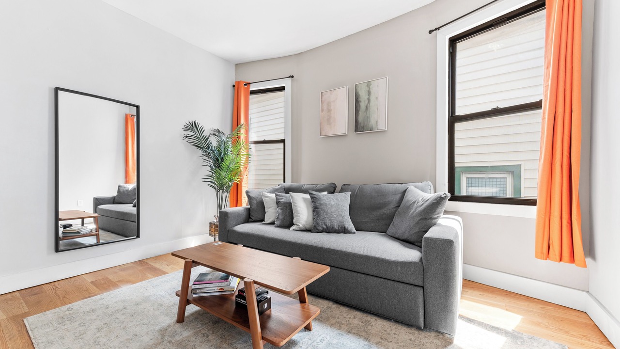 Photo of Livingroom in Jersey City