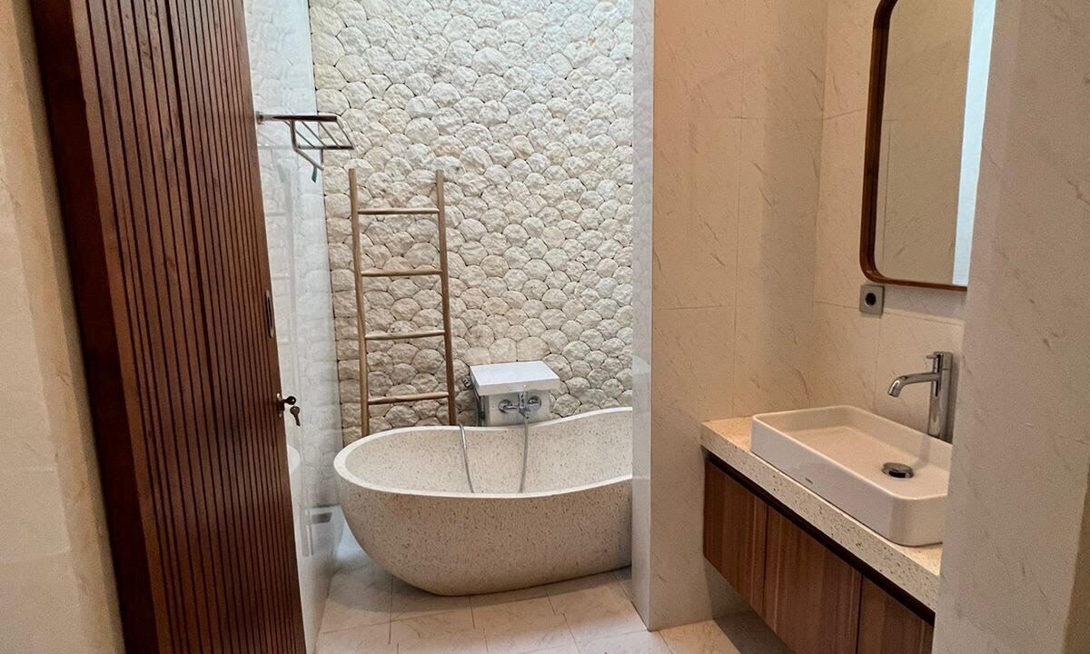 Photo of Bathroom in Padangsambian Klod