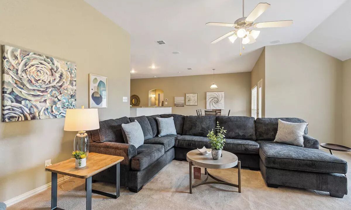 Photo of Livingroom in Watauga