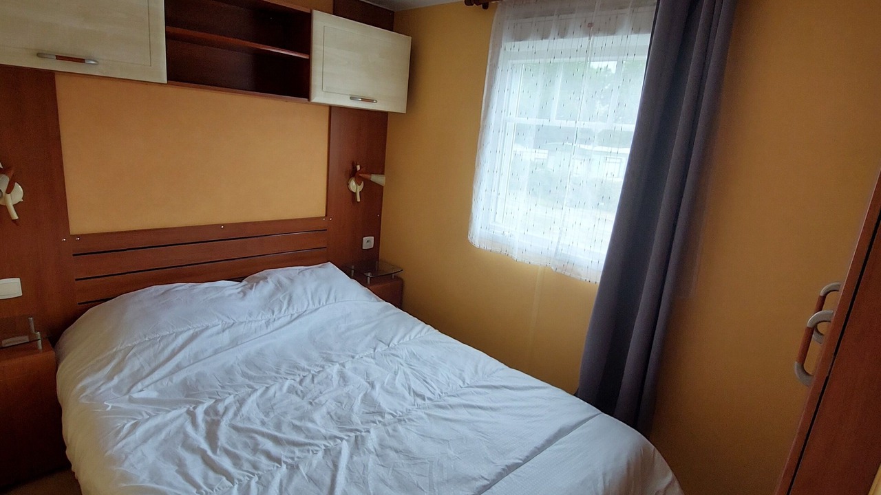 Photo of Bedroom in Saint-Pere