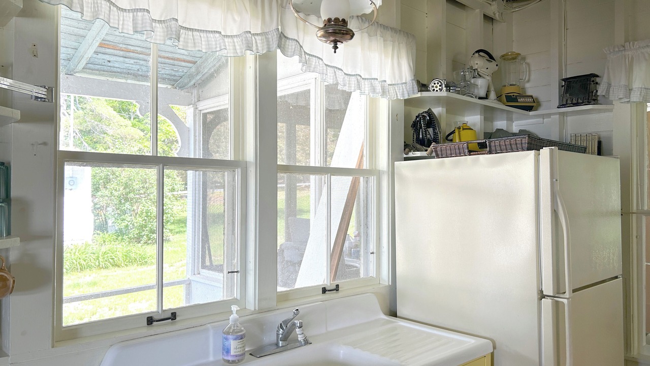 Photo of Kitchen in Enfield