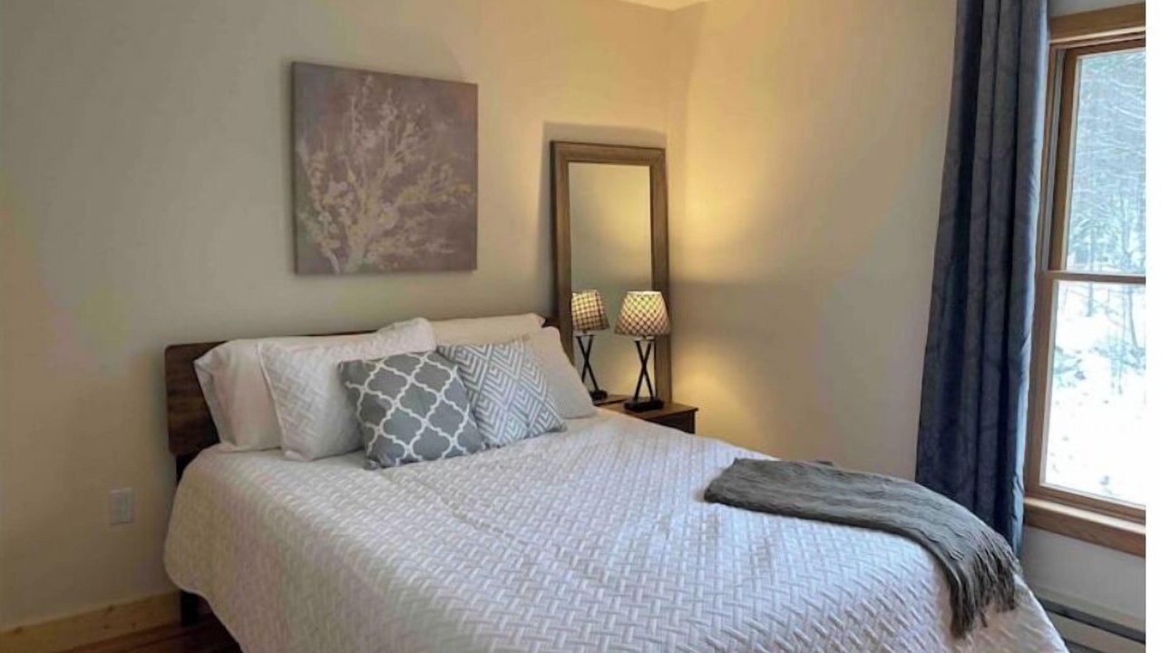 Photo of Bedroom in Town of Webb