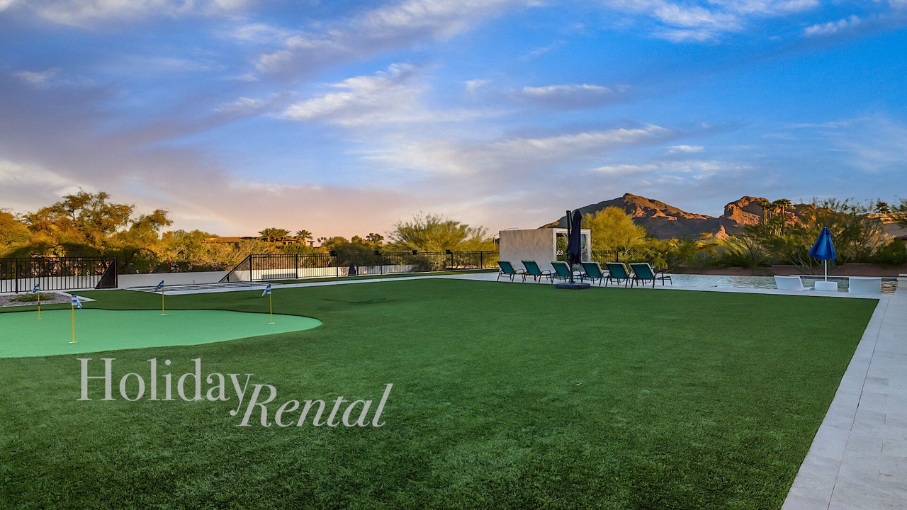Photo of Outdoor in Paradise Hills