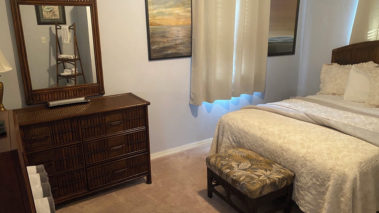Photo of Bedroom in Seabreeze Shores
