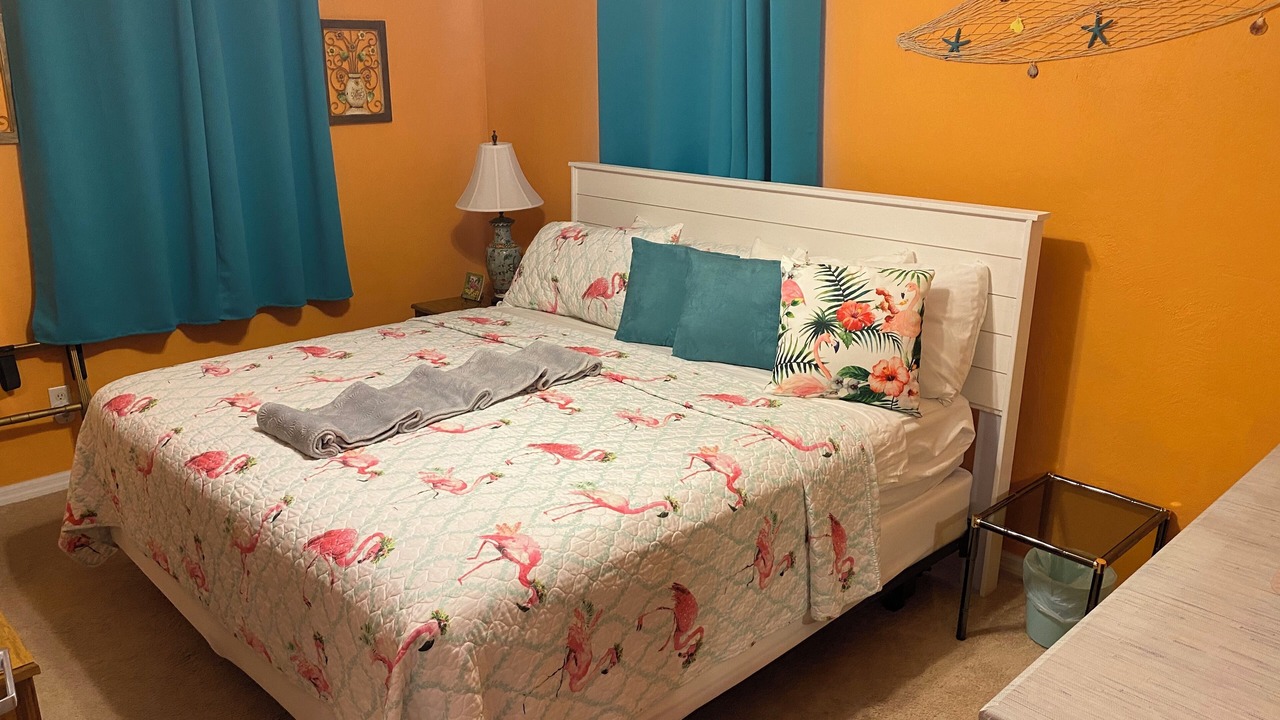 Photo of Bedroom in Seabreeze Shores