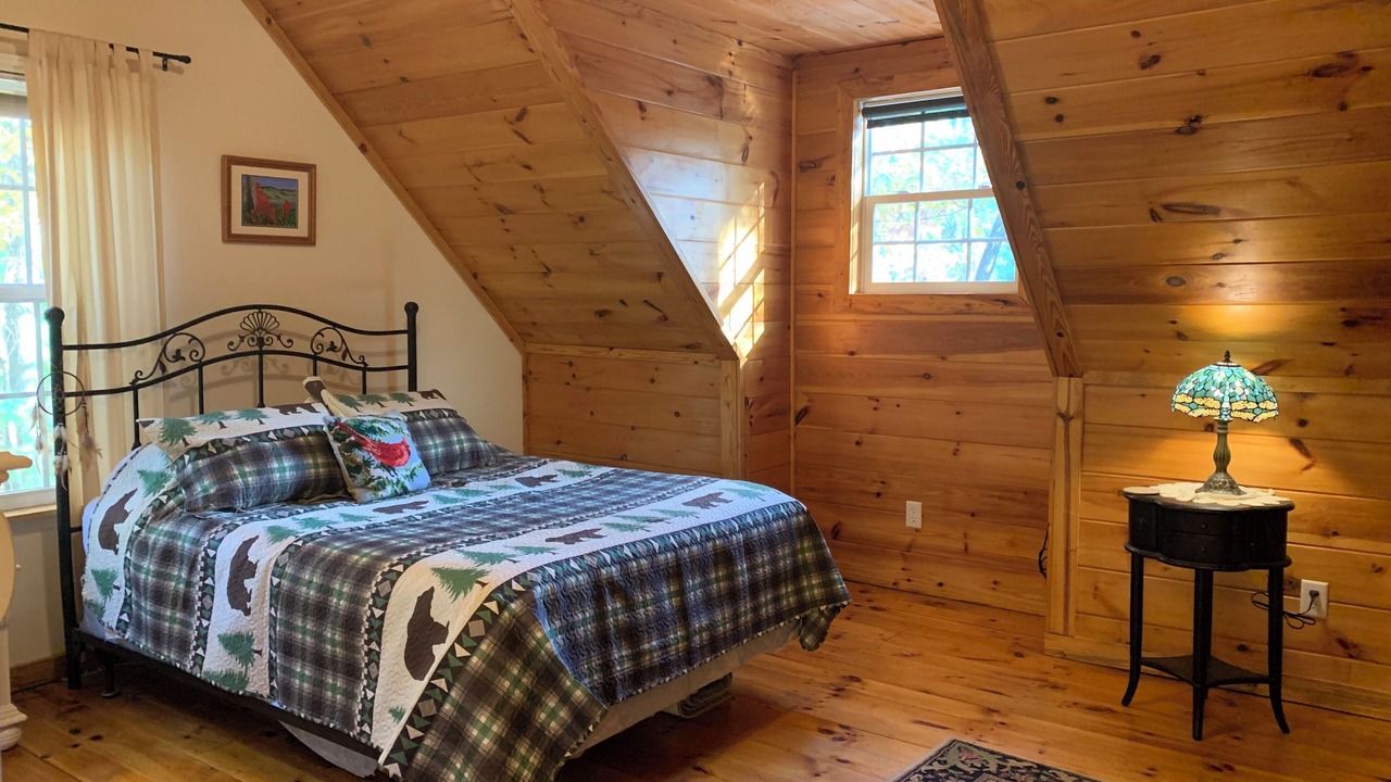 Photo of Bedroom in Tarheel