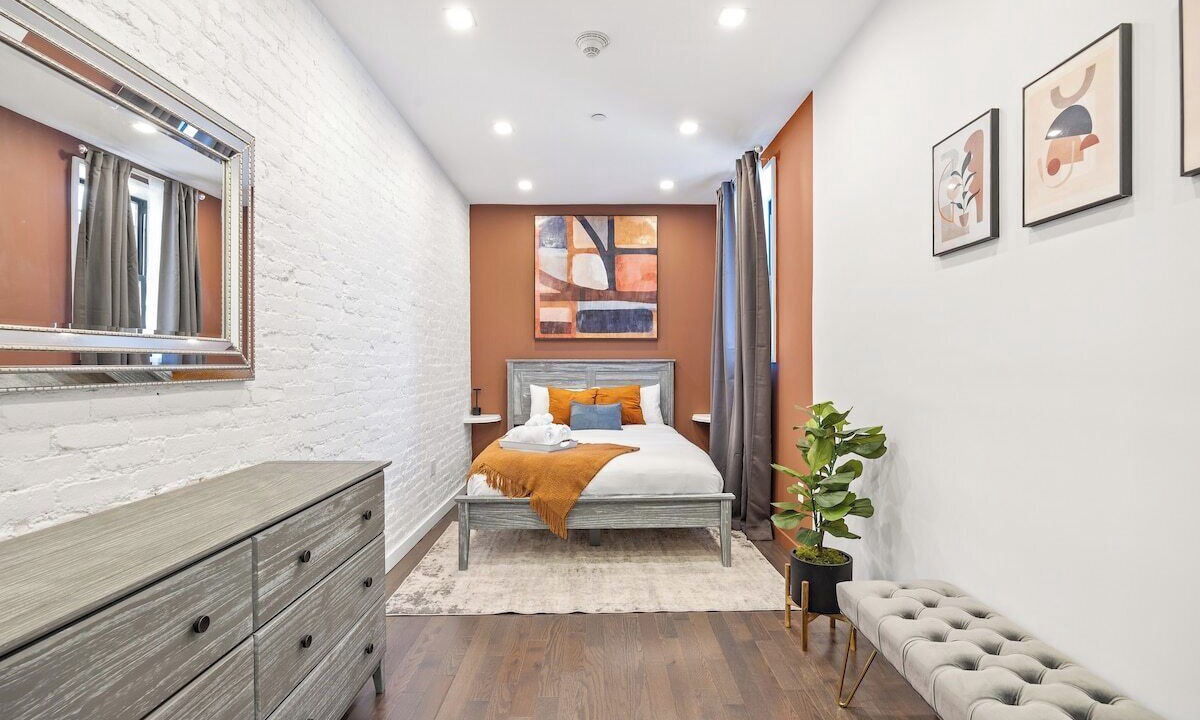 Photo of Others in Harlem