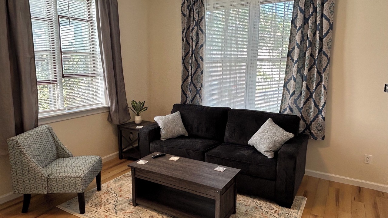 Photo of Livingroom in South Medford