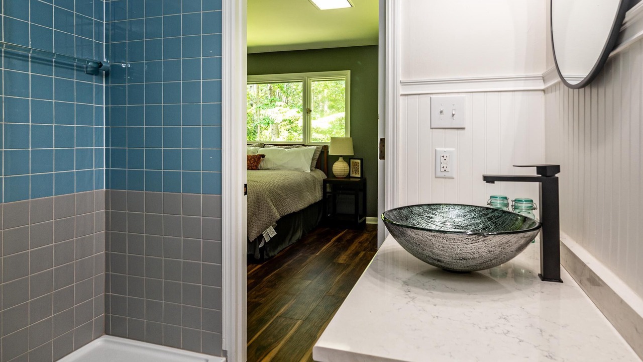 Photo of Bathroom in Helmsburg