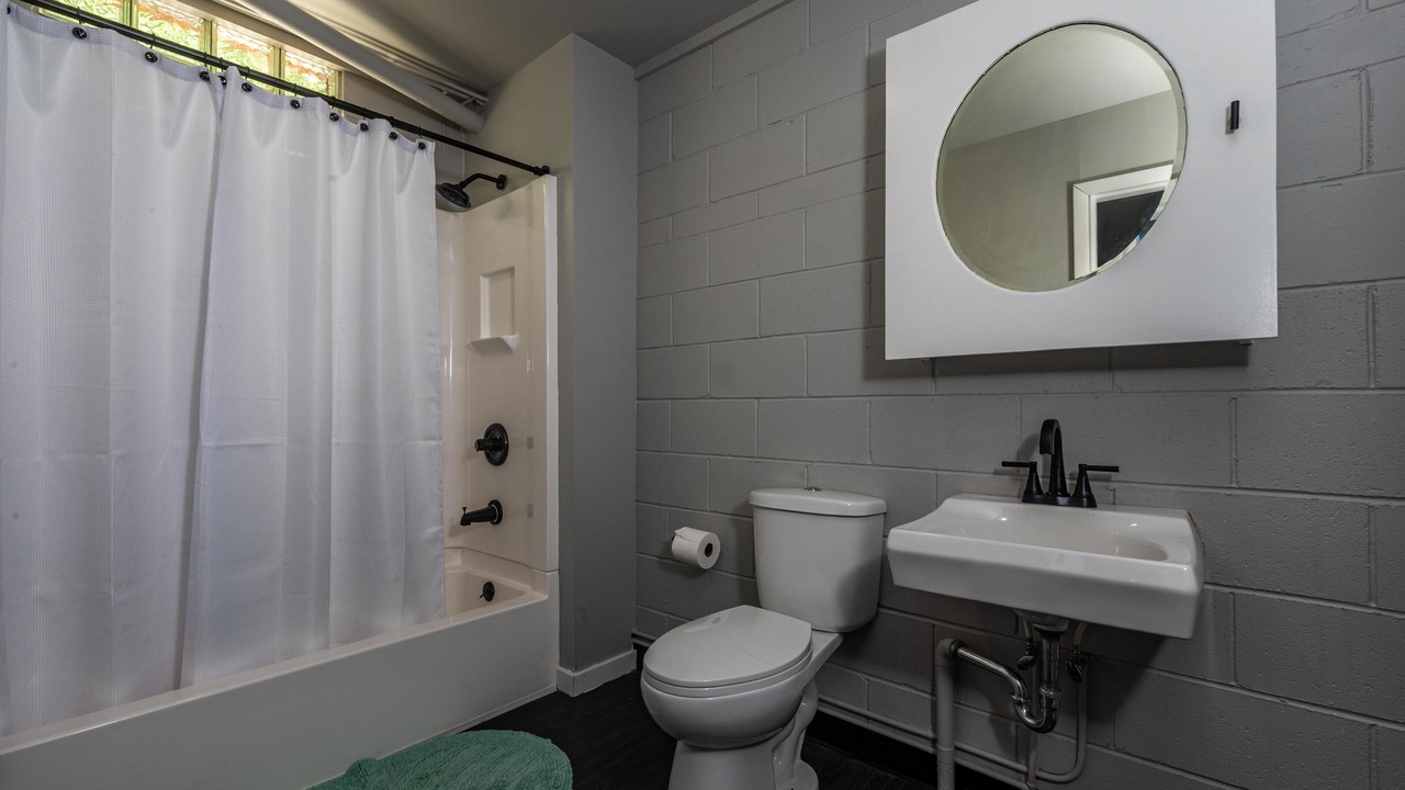 Photo of Bathroom in Helmsburg