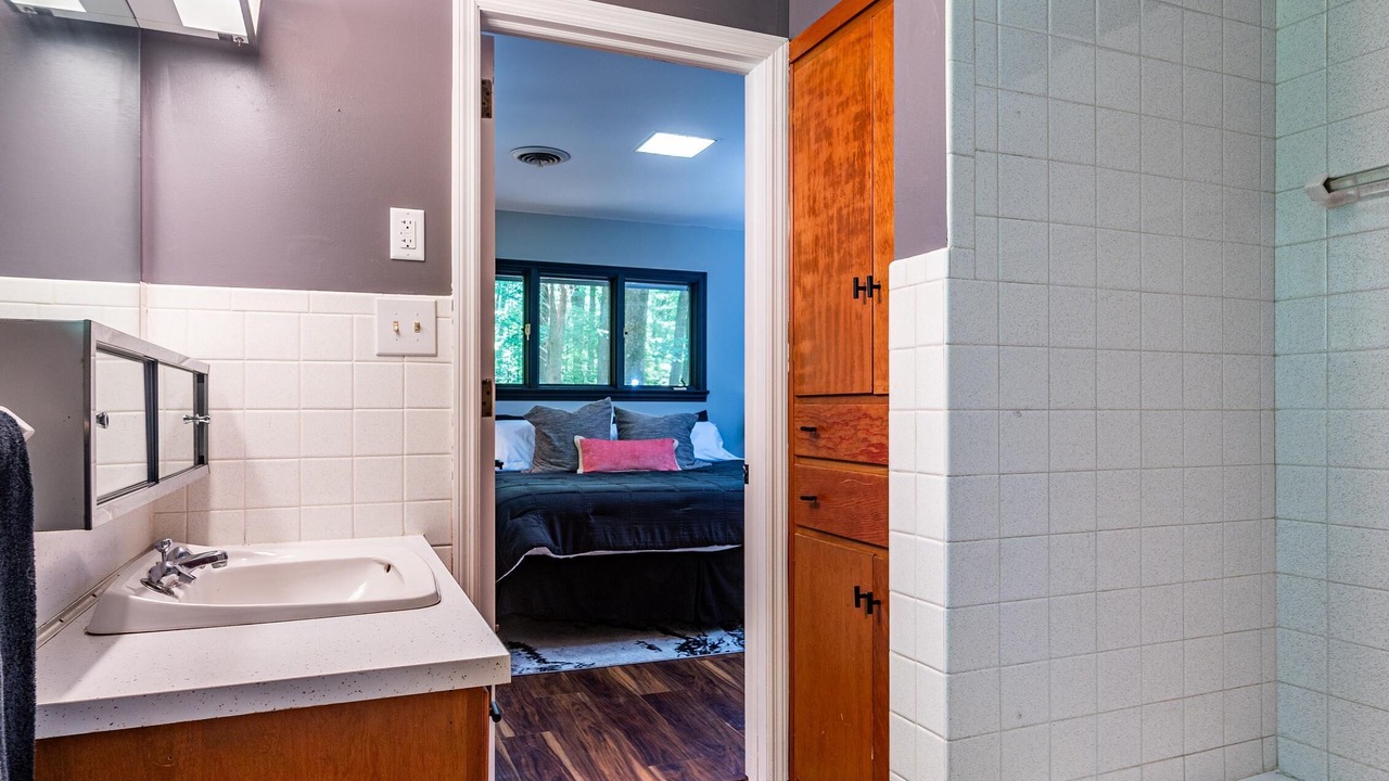 Photo of Bathroom in Helmsburg