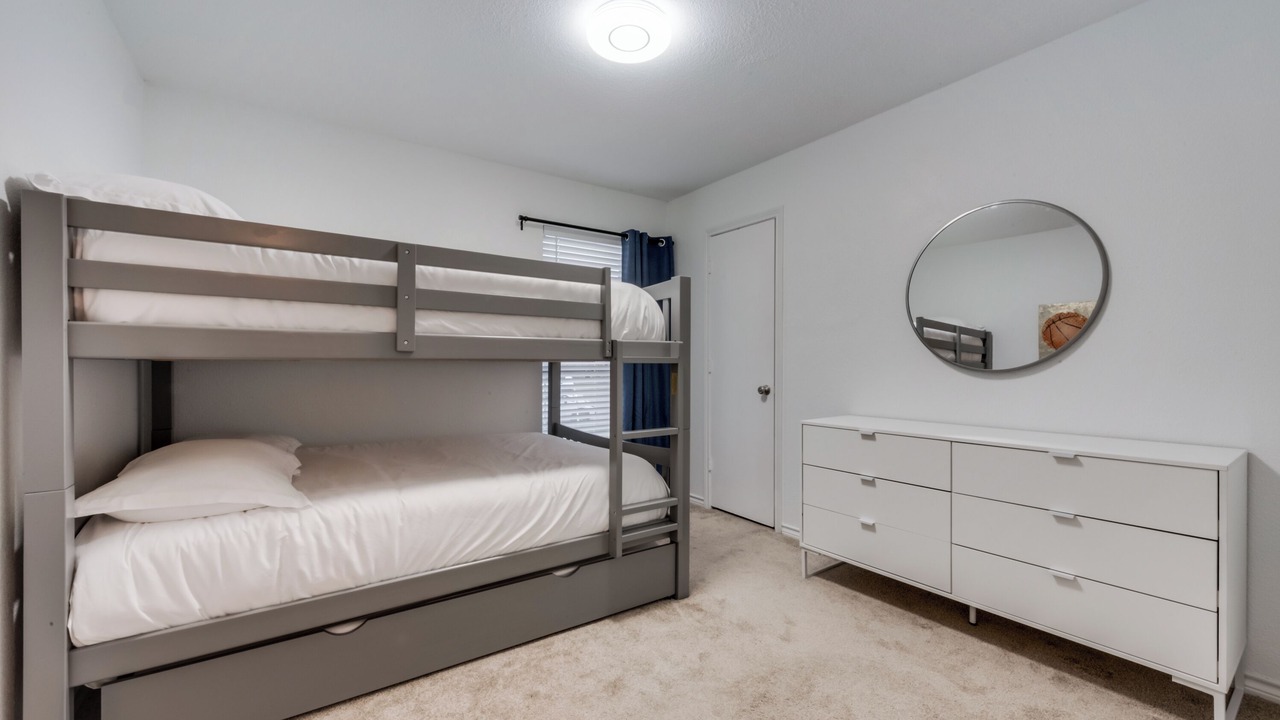 Photo of Bedroom in Southwest Carrollton