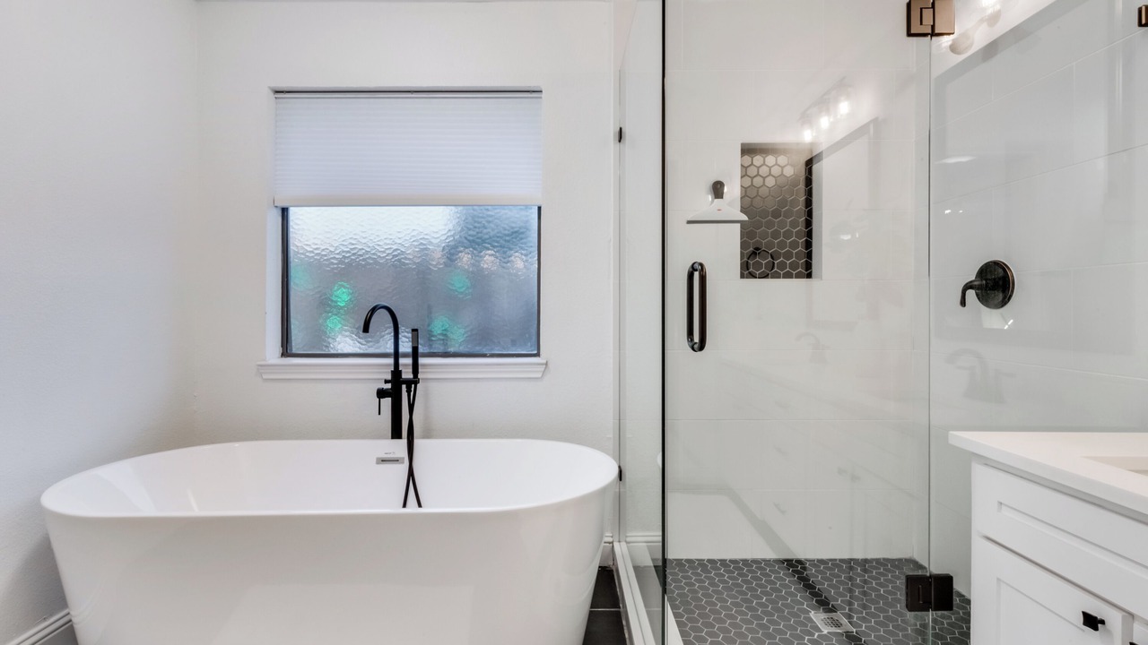 Photo of Bathroom in Southwest Carrollton