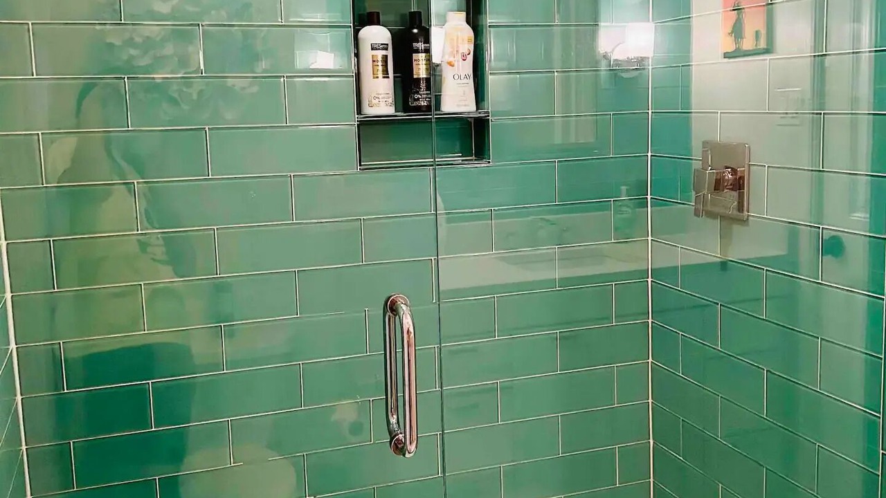 Photo of Bathroom in Era
