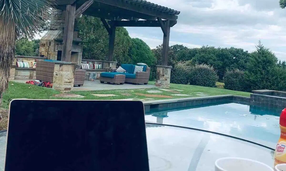 Photo of Outdoor in Era