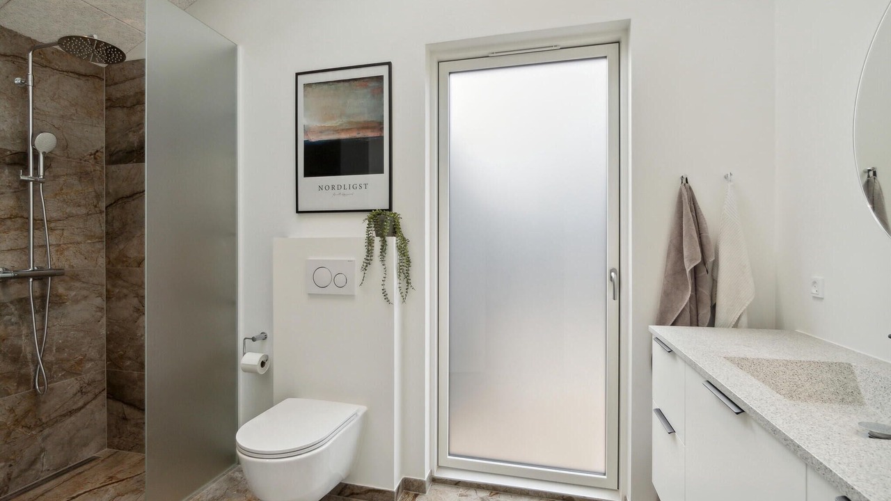 Photo of Bathroom in Strandby