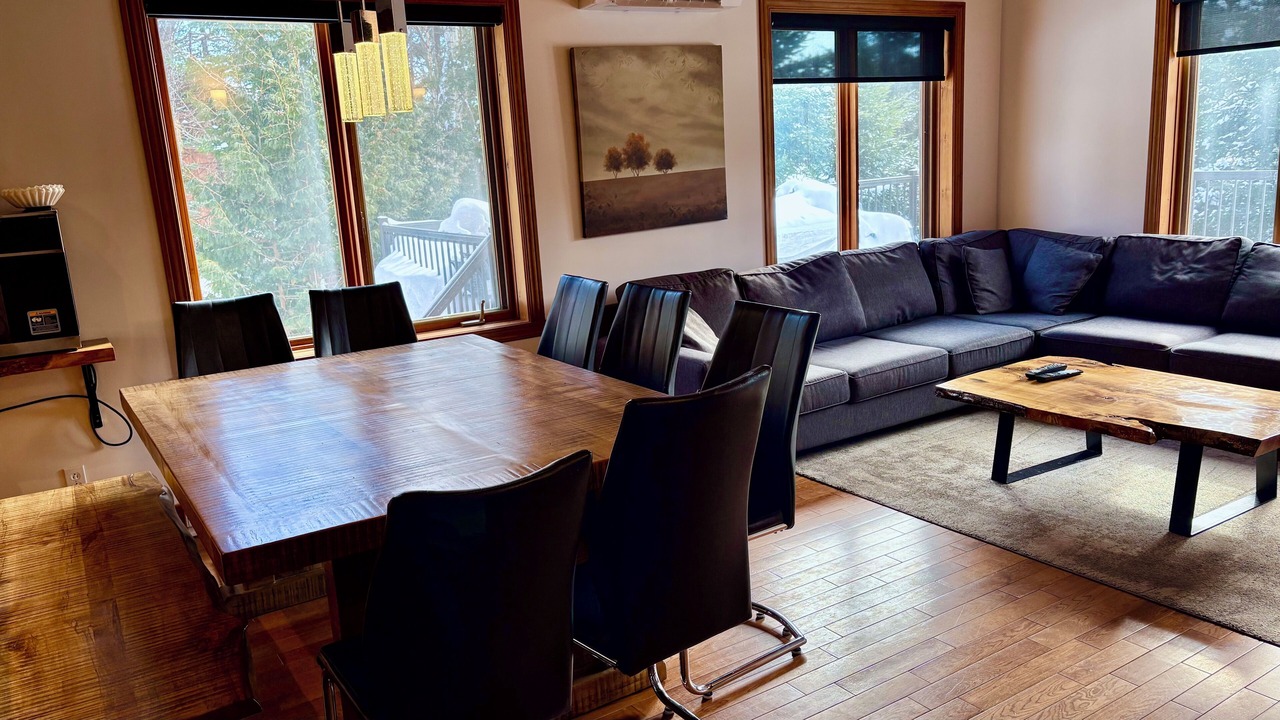 Photo of Livingroom in Saint-Faustin-Lac-Carre