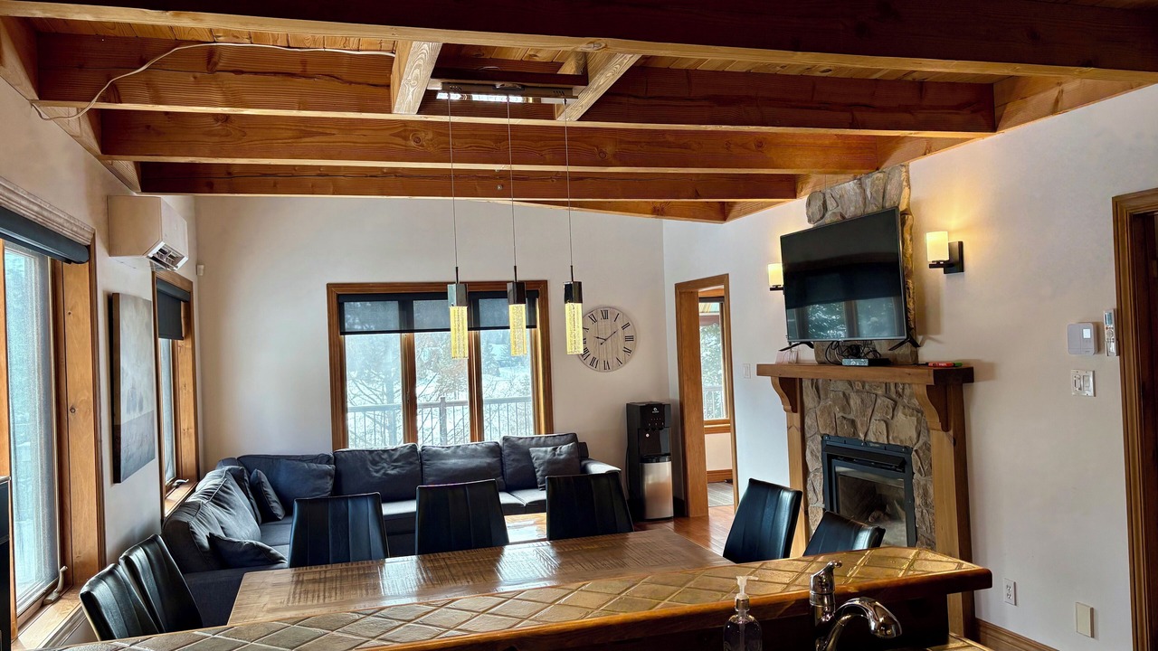 Photo of Livingroom in Saint-Faustin-Lac-Carre