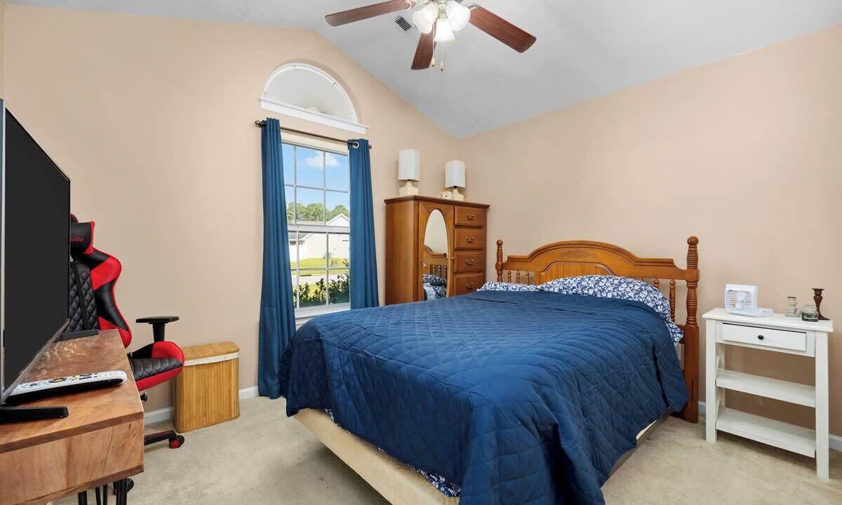 Photo of Bedroom in Carolina Forest