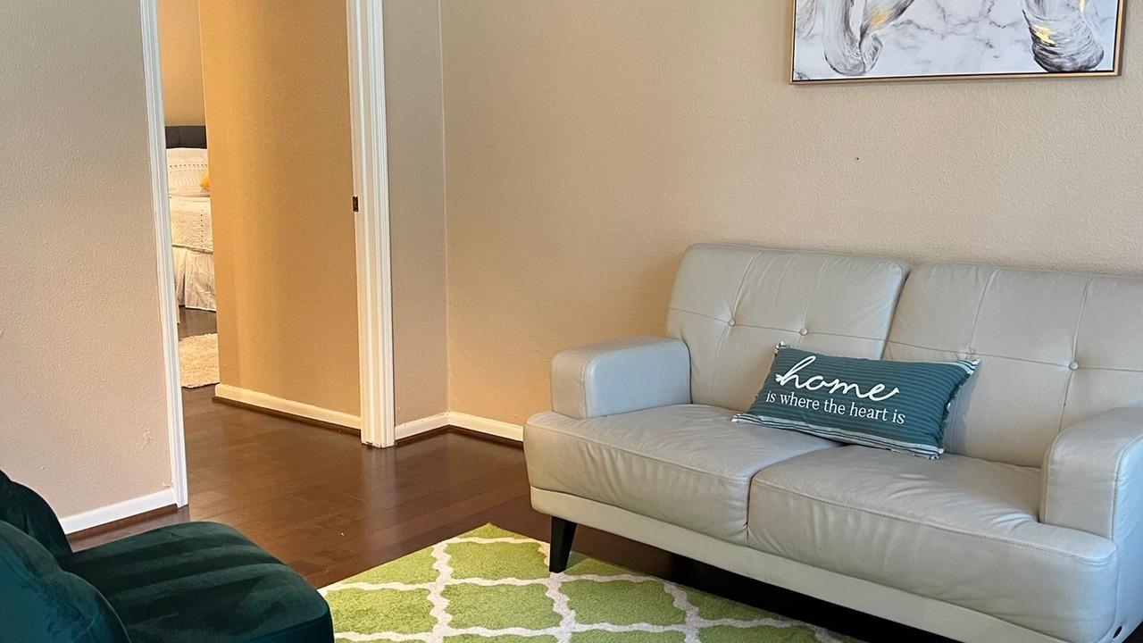 Photo of Livingroom in Northeast Houston