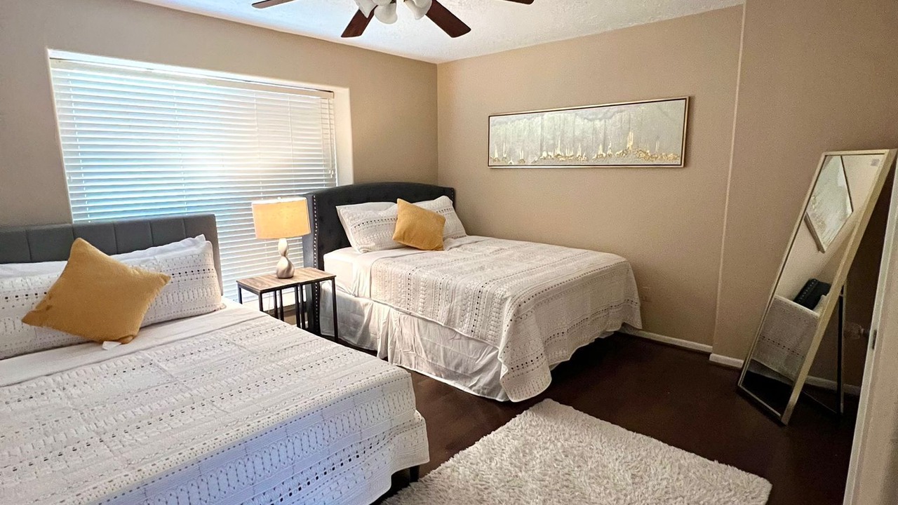 Photo of Bedroom in Northeast Houston