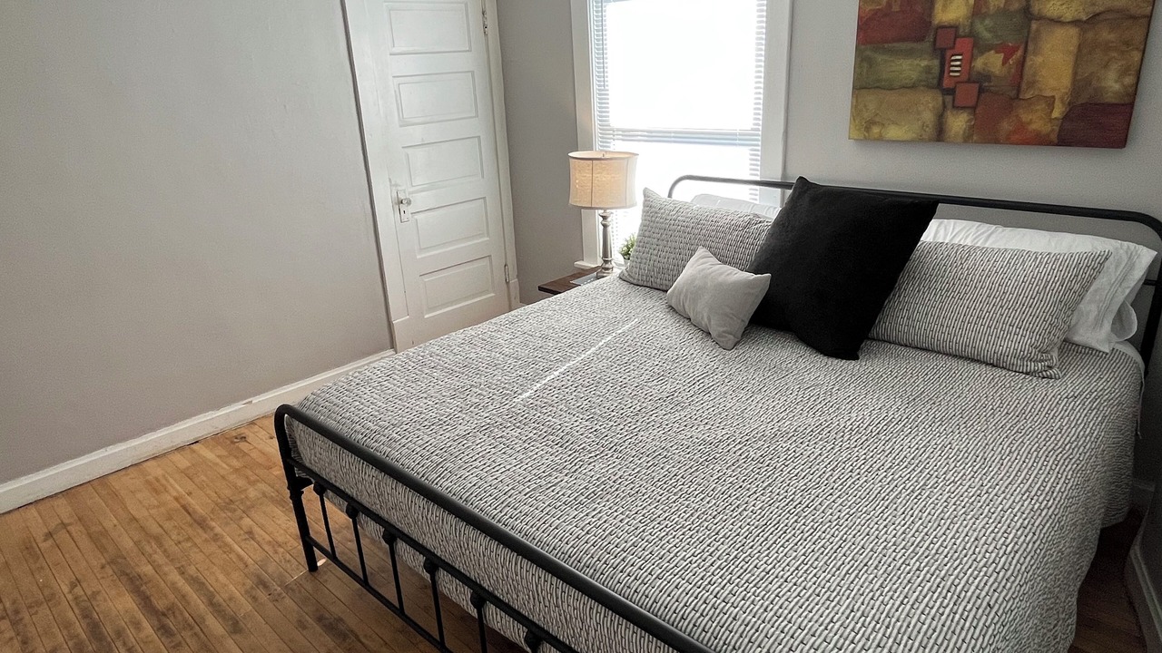 Photo of Bedroom in Des Moines