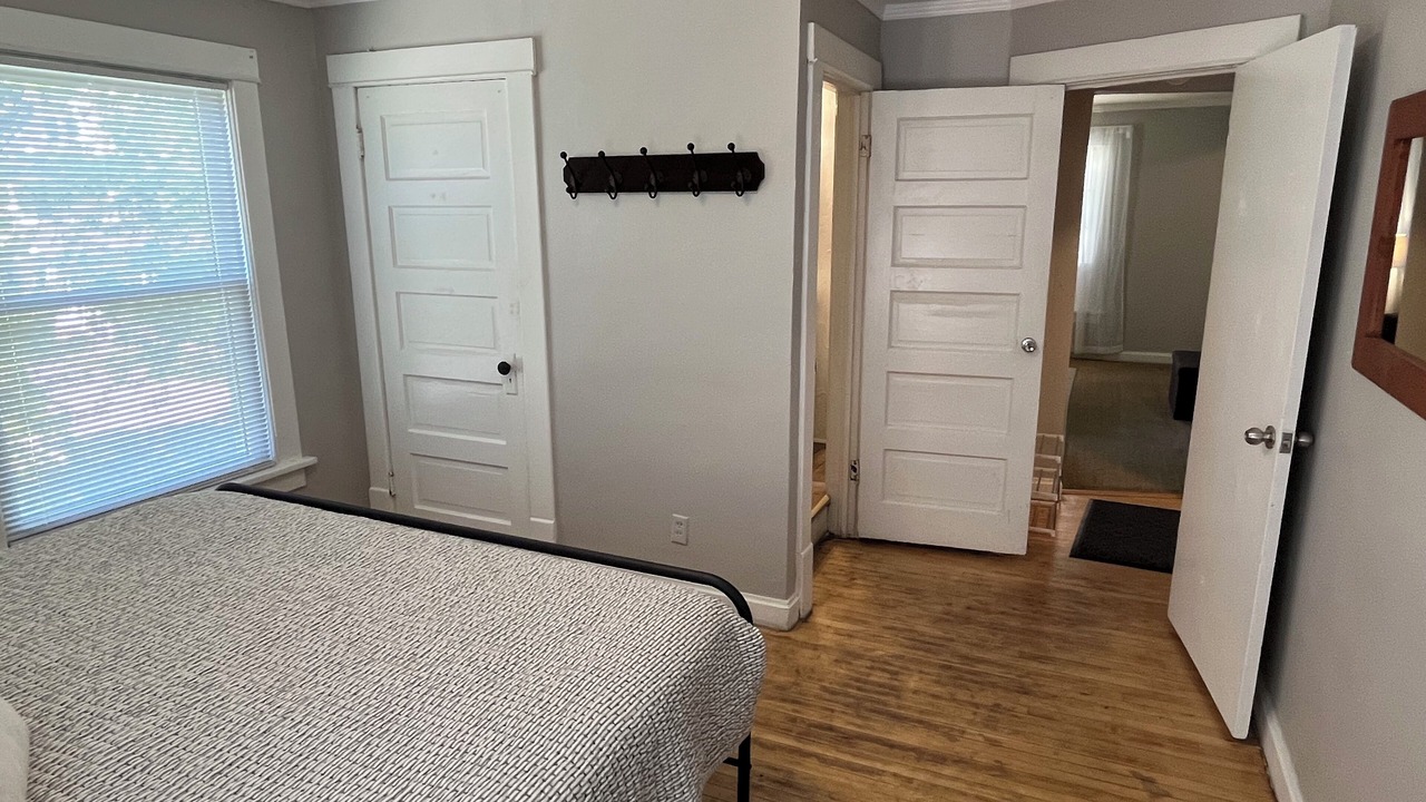 Photo of Bedroom in Des Moines