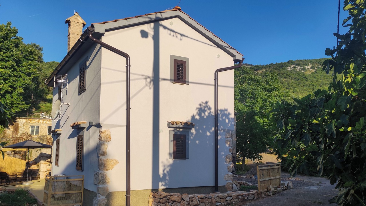 Photo of Outdoor in Brsec