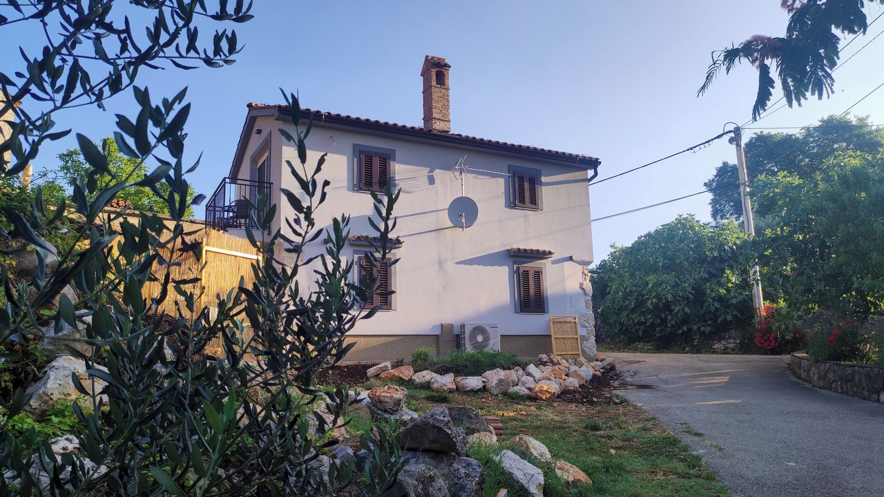 Photo of Outdoor in Brsec