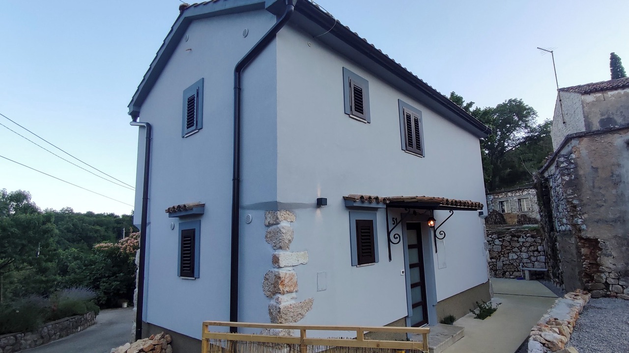 Photo of Outdoor in Brsec