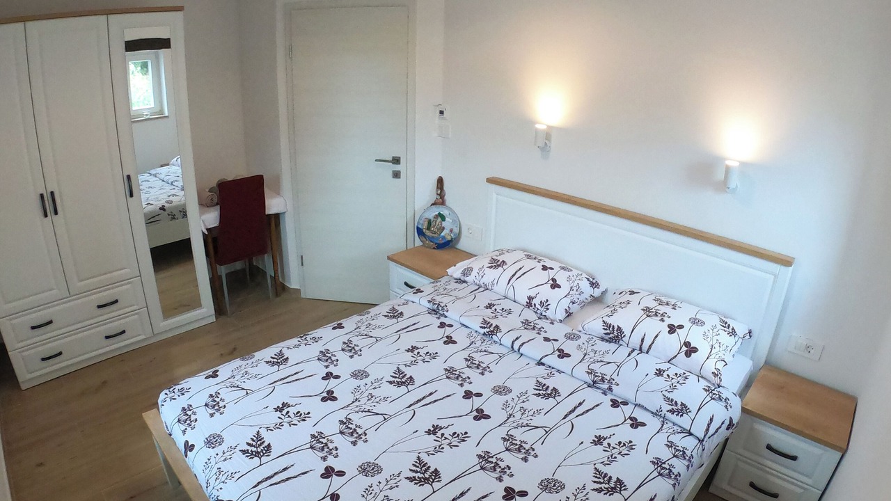 Photo of Bedroom in Brsec
