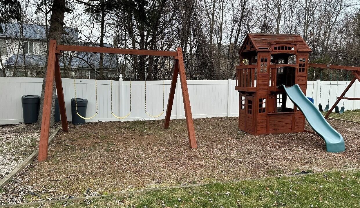 Photo of Others in Bear