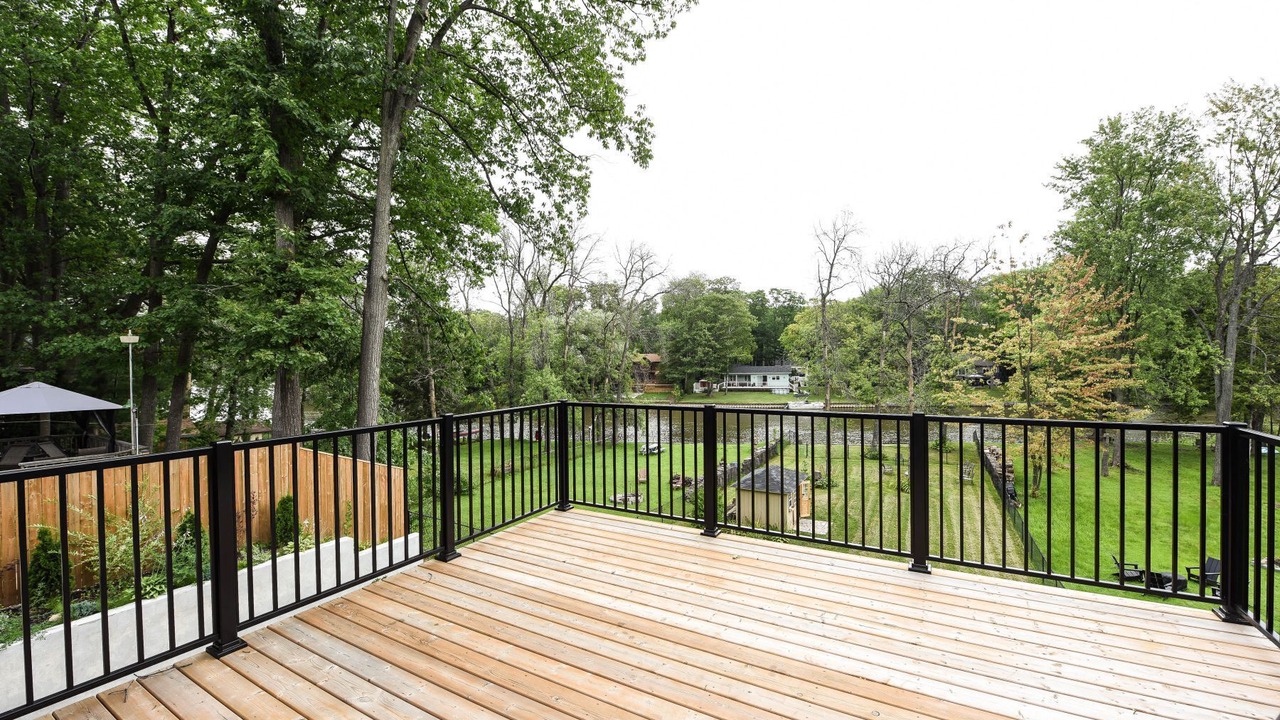Photo of Patio Balcony in Wasaga Beach
