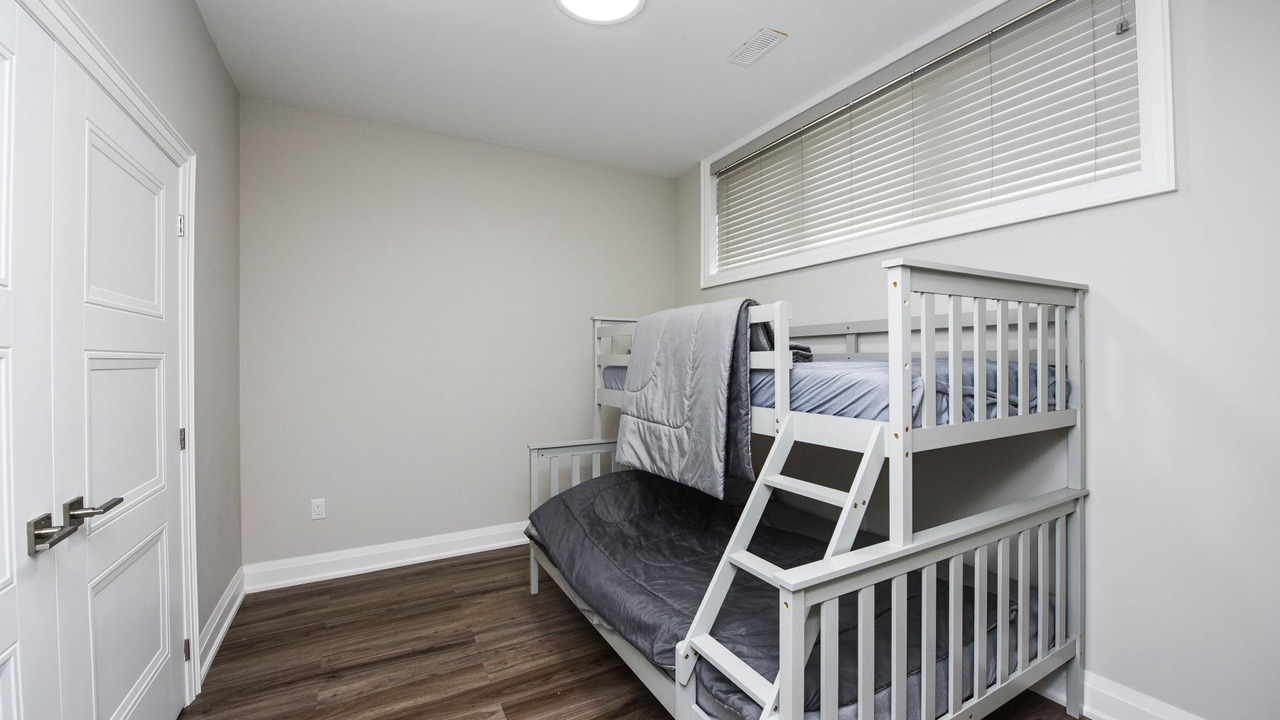 Photo of Bedroom in Wasaga Beach