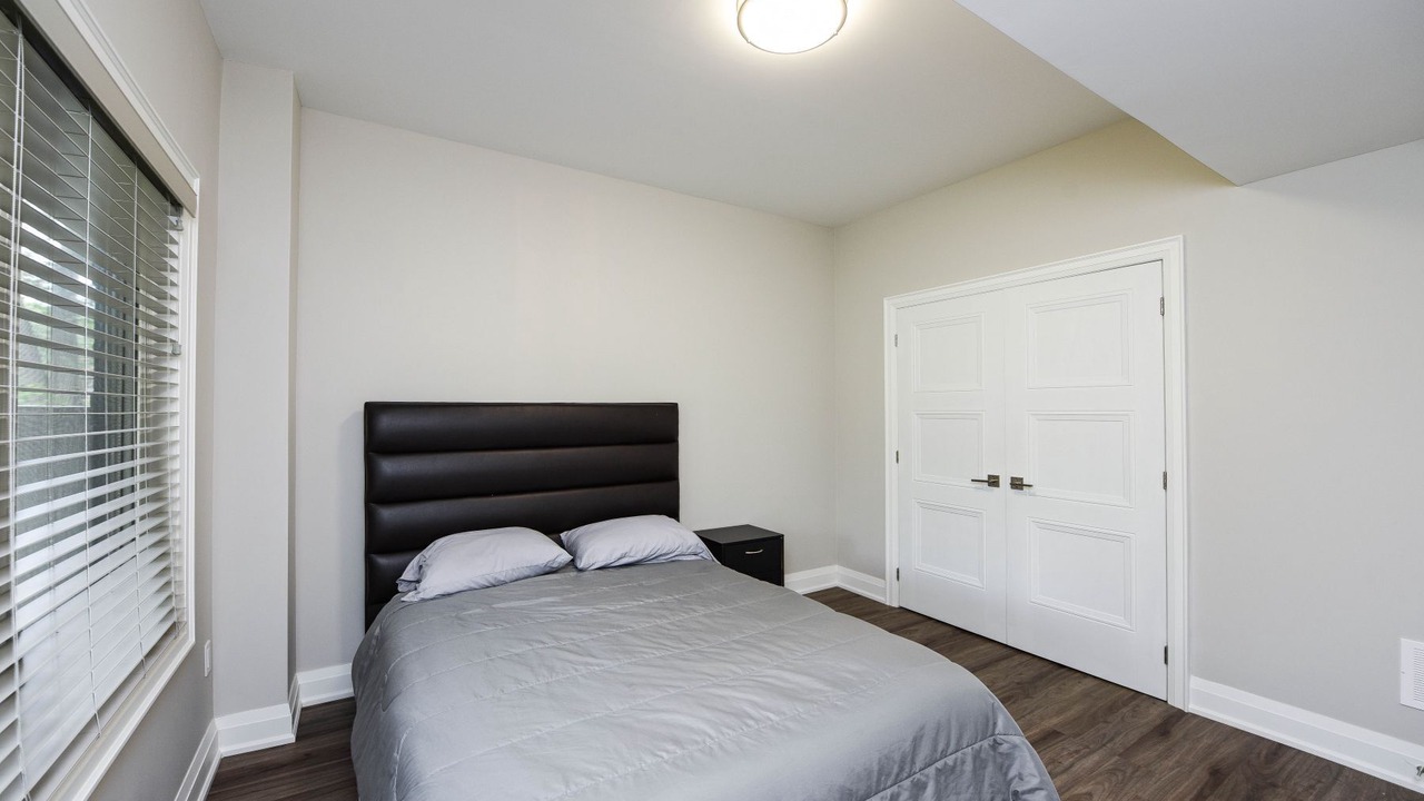 Photo of Bedroom in Wasaga Beach