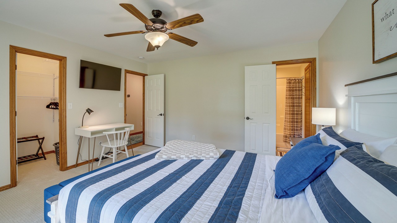 Photo of Bedroom in Eufaula